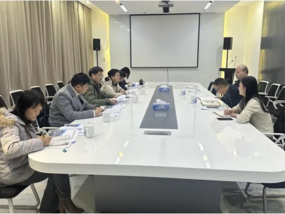 省高新技術(shù)產(chǎn)業(yè)促進(jìn)中心專(zhuān)家組調(diào)研指導(dǎo)古鎮(zhèn)